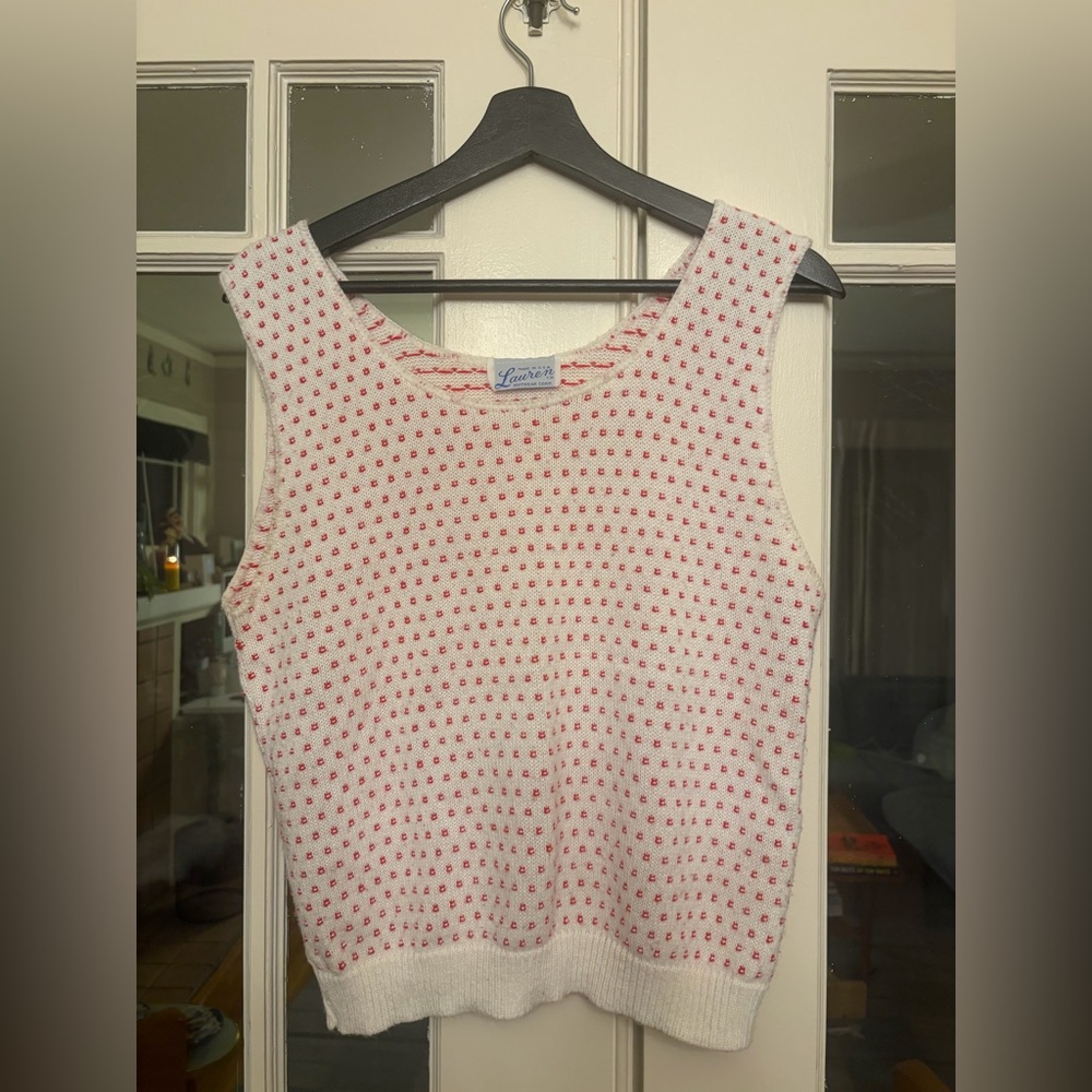 Vintage White and Red Women's Sweater Vest Top Size L